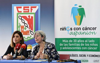 Beatriz Montalbán y Lola Gómez han presentado esta jornada solidaria | Jesús Cruces.