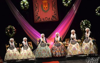 Las Falleras Mayores y Damas de Honor se preparan para un intenso año festero | A.J.