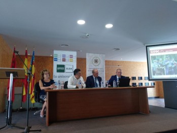 La UNED reconoce la labor de sus estudiantes