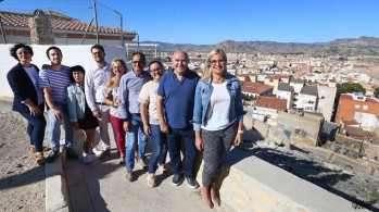 El equipo de gobierno celebra sus 100 días en el gobierno.