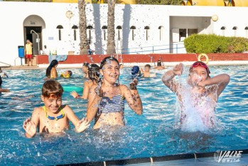 Los menores son los que más disfrutan de las piscinas| Nando Verdú. 