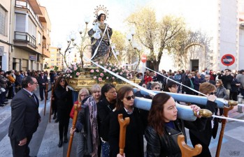 La Inmaculada Concepción fue portada por mujeres | Jesús Cruces.