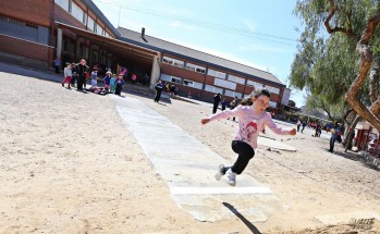 El Ayuntamiento de Elda habilita un teléfono para dudas sobre la matriculación escolar