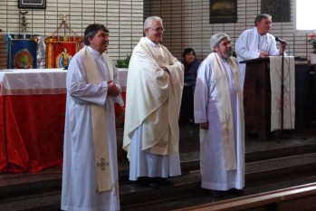 Jesús Melchor, Jesús Pastor y Juio Cesar Rioja junto a Ginés Pardo.