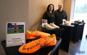 Las zapatillas ya se pueden ver en el Museo del Calzado.
