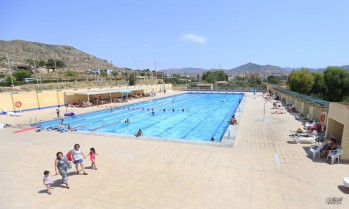 Las piscinas del CEE abrirán con la llegada de la fase tres.