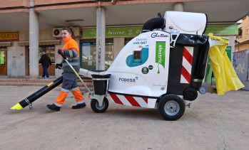 Petrer estrena la nueva maquinaria de limpieza