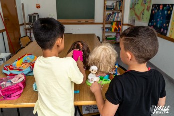 Los más pequeños, del Grupo 1, tienen juguetes en su clase | Nando Verdú. 