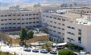 El Hospital ha notificado ocho muertes pro COVID-19 | J.C.