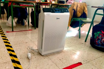 Los centros educativos de Petrer ya tienen purificadores de aire