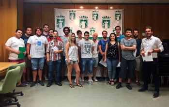 El Ayuntamiento de Petrer incorpora a su plantilla a 29 jóvenes parados