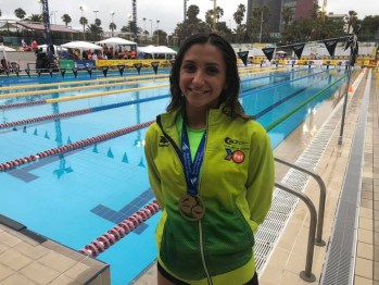 Alba Herrero, campeona de España absoluta en los 400 metros de natación. Foto del Club de Natación Tenis Elche