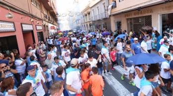 Imagen de archivo de un acto de correr la traca.