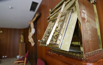 Profanan el sagrario de la capilla del Hospital de Elda