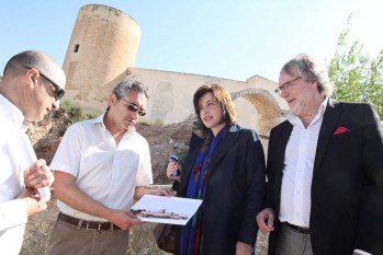 La Conselleria de Cultura planea realizar una restauración completa del Castillo | Jesús Cruces