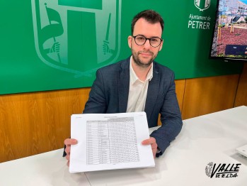 El portavoz socialistas ha desgranado cada dato. 