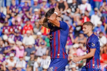 El Eldense ha tenido varias ocasiones de gol, pero sin fortuna | Nando Verdú. 