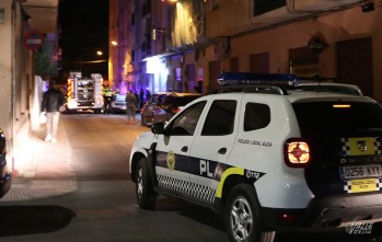 Policía Local y Bomberos en el Elda en una imagen de archivo.