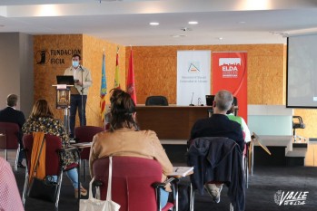 Herick Campos durante la apertura del curso.