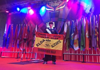 El eldense Alejandro González se proclama campeón de España de dardos sub-16