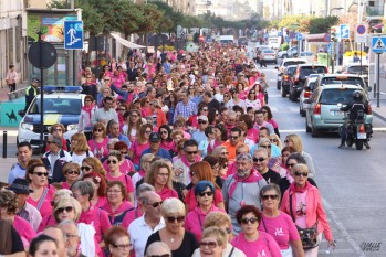 La marea rosa volverá a las calles de Elda y Petrer para pedir más investigación contra el cáncer 
