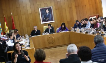 La sustitución de los nombres franquistas de calles solo ha contado con la abstención del PP.