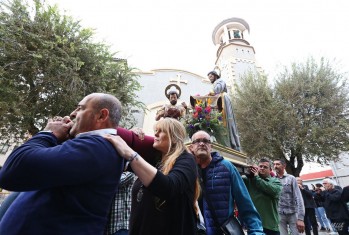 San Crispín y San Crispiniano a la salida de la parroquia de la Inmaculada | Jesús Cruces.