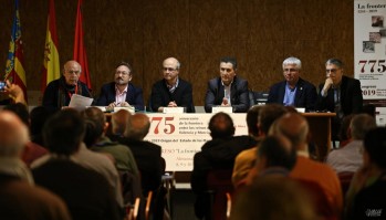 De izquierda a derecha: el coordinador del Congreso 775 aniversario, Aniceto López Serrano; el vicerrector de la UA, Francisco José Torres Alfosea; el alcalde de Villena, Francisco Javier Esquembre; el edil de Patrimonio, Amado Navalón; el vicerrector de la Universidad de Murcia, Francisco Javier Martínez Méndez y el director del Instituto Alicantino de Cultura 