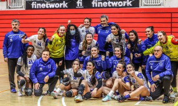 Las leonas se impusieron por 25-33 al OAR Gracia | J.C. 