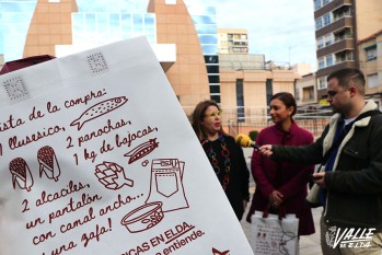 El Ayuntamiento entrega 25.000 bolsas | M. M.