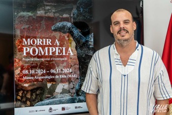 El edil de Cultura, Iñaki Pérez, ha informado sobre la exposición | Nando Verdú. 