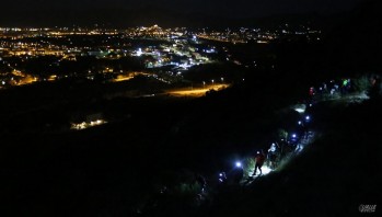 La ruta permitió ver Elda iluminada en plena noche.