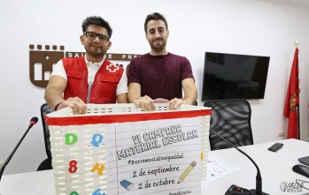 Juventudes Socialistas inicia una nueva campaña para recoger material escolar