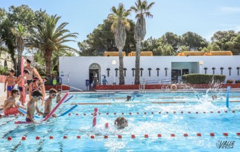 Las piscinas han acogido a numerosos bañistas | J.C.