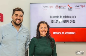 El presidente de Jovempa Vinalopó, Víctor Ñíguez, y la concejala de Industria y Empleo, Elisabeth Belda, han hecho una valoración del convenio | J.C.