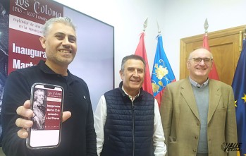 José David Busquier, Amado Navalón y Emilio Maestre en la presentación de la exposición.