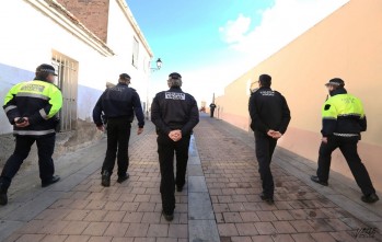 Imagen de archivo de los agentes de la Policía de Petrer.