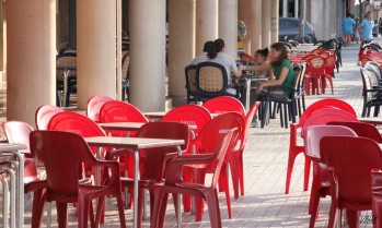 Imagen de archivo de una terraza en Petrer.