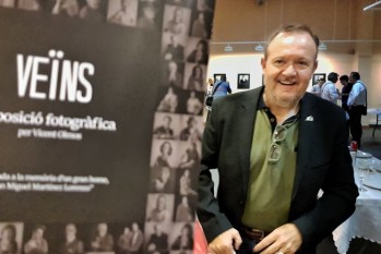 Olmos está contento con su exposición | Juan Sanz.