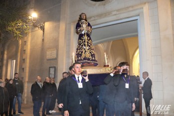 La imagen salió de la iglesia puntual | Marta Maestre. 