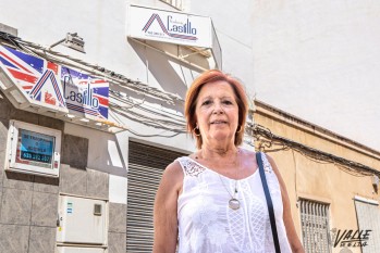 Isabel Castillo se ha ganado el cariño de sus alumnos | Nando Verdú.