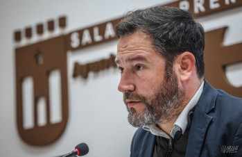 Fran Muñoz ha anunciado las propuestas en rueda de prensa | J.C.