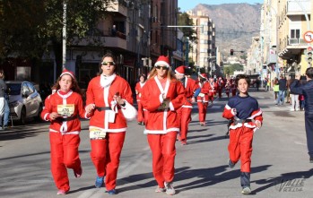 Elda acogió una Carrera Solidaria de Navidad en 2019 | J.C.
