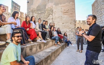 Las 14 nuevas emprendedoras en el Castillo de Petrer | J.C.