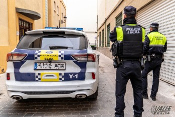 Los agentes persiguieron al vehículo por la autovía | Nando Verdú.