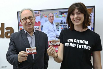 Nicolás Cuenca e Isabel Ortuño han recibido hoy un reconocimiento de la ciudad | Jesús Cruces.
