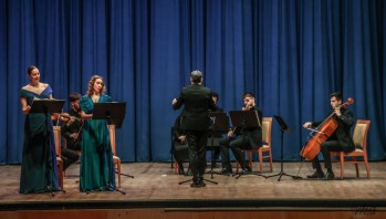 ADOC acogió este concierto al que acudieron decenas de personas.