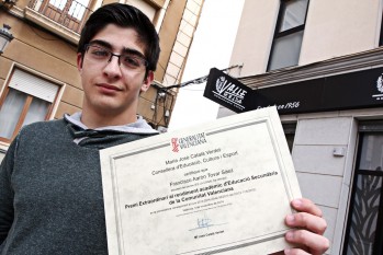 Un estudiante de Petrer distinguido por su expediente académico con el Premio Extraordinario de Educación Secundaria 
