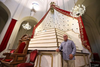 Sólo se cuenta con la mitad del presupuesto para realizar la restauración del trono | Jesús Cruces.