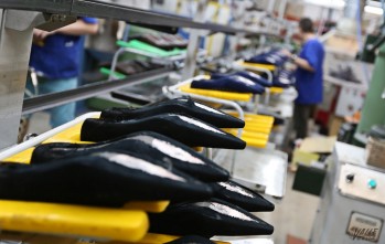 Las empresas de calzado de Elda y Petrer tendrán que cerrar.